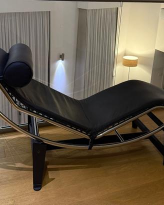 Chaise Longue Le Corbusier
