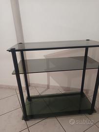 tavolino TV  e tavolo cucina