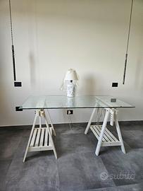 Scrivania cavalletti e piano vetro IKEA