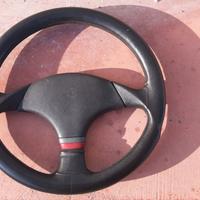 Volante A 3 RAZZE usato momo TYP 36