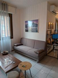 Divano letto 3 posti, quasi nuovo