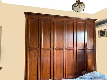 armadio in legno 