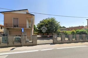 CASA INDIPENDENTE A CORTE DE' CORTESI CON CIGNONE