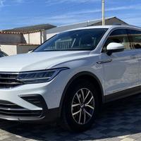 Volkswagen Tiguan Life 2.0 TDI 122 CV