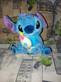 salvadanaio di Stitch a peluche 
