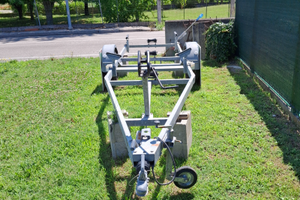 Carrello 1300 kg per rimessaggio