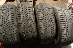 Pneumatici invernali Grenlander Icehawke II 