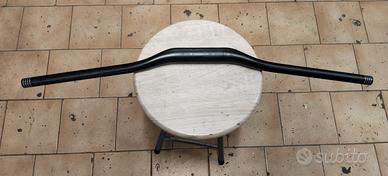 manubrio per mountainbike