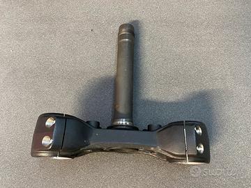 Piastra sterzo inferiore Ducati scrambler