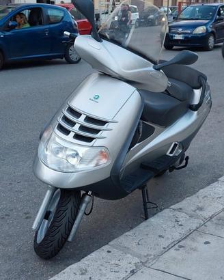 piaggio hexagon 180 4t