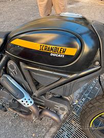 Ducati scrumbler full throttle