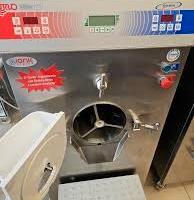 Attrezzature complete per gelateria