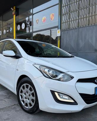 Hyundai i30 1.4 CRDi 5p. Classic