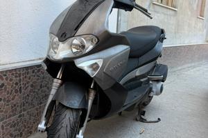 Gilera runner 200
