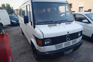 MERCEDES 207D T1 – MOTORE E PONTE POSTERIORE NUOVI