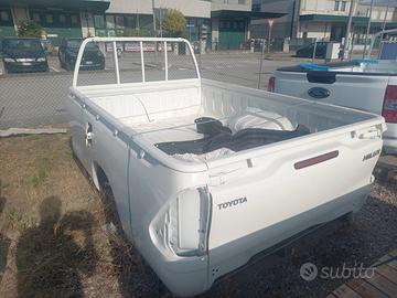 cassone Toyota Hylux lungo