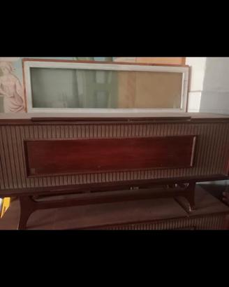mobile radio giradischi 