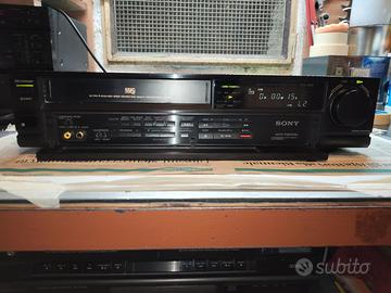Videoregistratore VHS Sony SLV-353 top