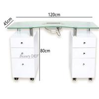 tavolo per la ricostruzione unghie