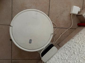 Robot aspirapolvere