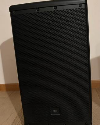 Cassa JBL pre-amplificata