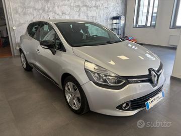 Renault Clio serie 4a 1.2 75 cv 5P Intens 54 kw
