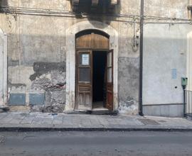 2 Vani Centro Piazza Dante/Casa della Nutrizione