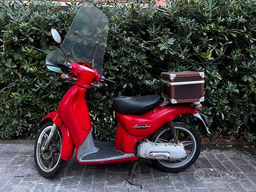 Scarabeo Aprilia rosso 1996 cilindrata 50