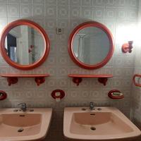 Accessori bagno anni settanta