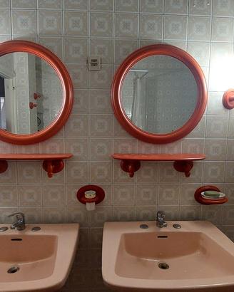 Accessori bagno anni settanta