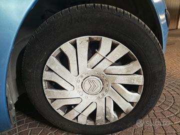 treno gomme 165/70 R 14 Iris Ecoris usate ottime