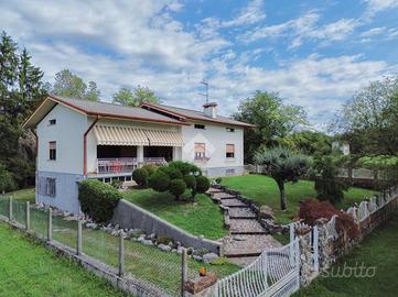 VILLA SINGOLA A FAGAGNA