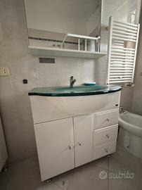 Mobile bagno e complementi