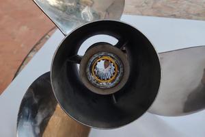 Elica Solas passo 19 in acciaio inox