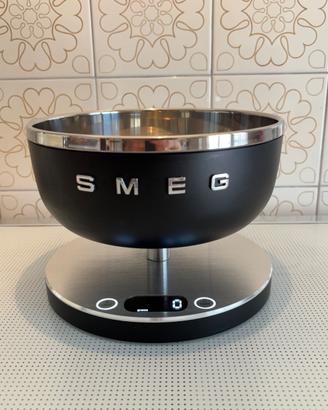 Bilancia SMEG KSC01 – Pari al nuovo, 4 mesi