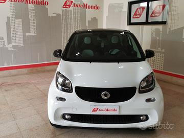 Smart ForTwo 1000 52 kW MHD coupé passion