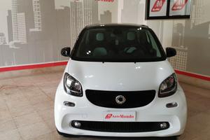 Smart ForTwo 1000 52 kW MHD coupé passion