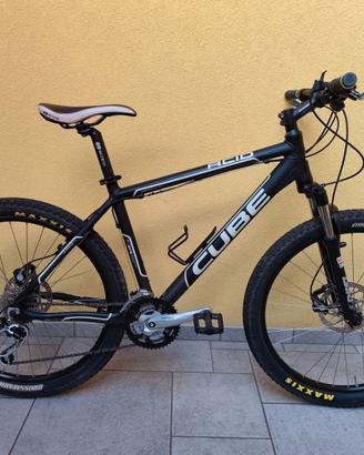 MTB Cube - M