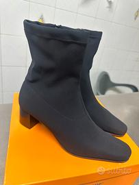 Stivaletti neri Valleverde