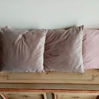 4 cuscini e 3 fodere in tema di pasqua