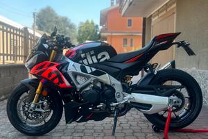 Aprilia Tuono V4 Factory