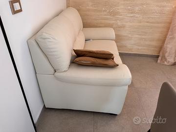 Divano in pelle