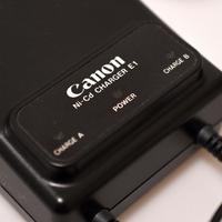 Carica batterie canon eos1 analogica