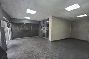 NEGOZIO A GRUMELLO DEL MONTE