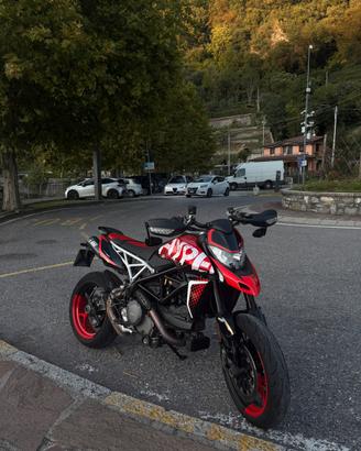 Hypermotard 950 RVE