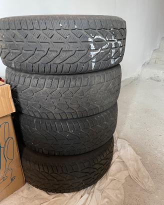 4 pneumatici invernali, marchio cormoran OTTIMI