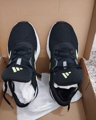 Scarpe da ginnastica Adidas numero 40 2/3