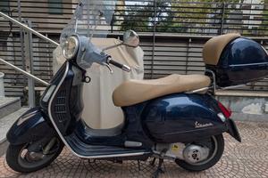 Piaggio Vespa 300 GTS - 2013