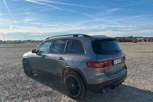 Mercedes Benz GLB200