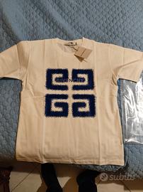 t-shirt Givenchy 